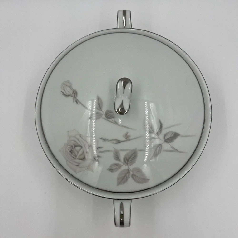 Noritake Melrose 6002 Round Covered Vegetable Bowl Gray Rose Platinum Trim Japan
